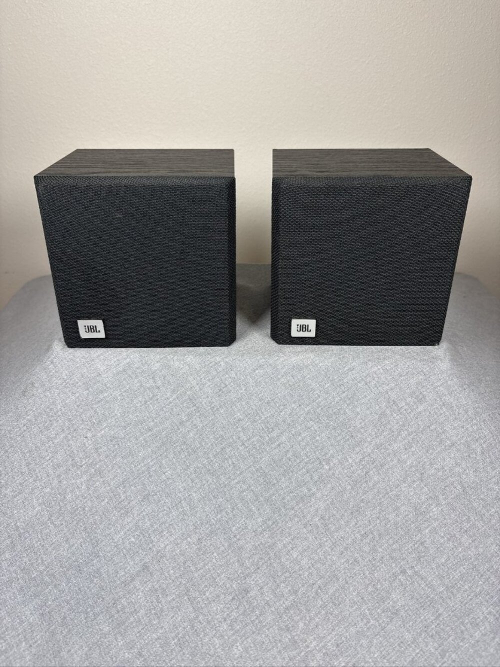 Pair JBL G Movies Surround Speakers Wall Mountable Home Theater Black